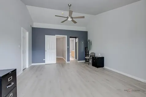 467 Pine Lake Circle Vernon Hills IL 60061