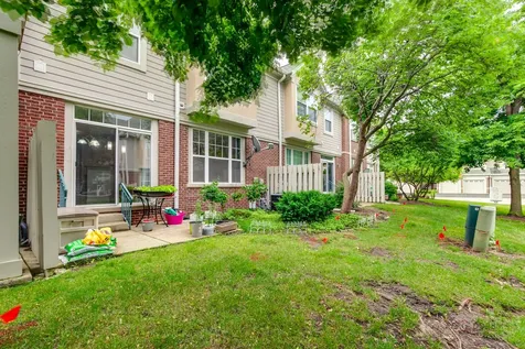 467 Pine Lake Circle Vernon Hills IL 60061