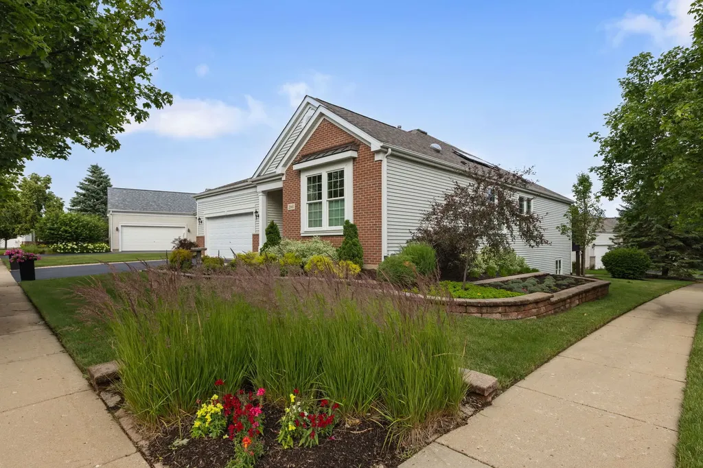 2661 Chesire Court Dundee IL 60118
