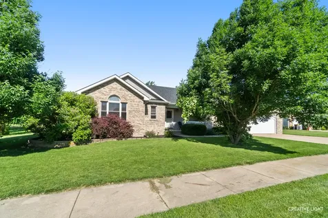 210 Wabansi Trail Paw Paw IL 61353