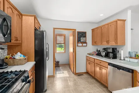 210 Wabansi Trail Paw Paw IL 61353