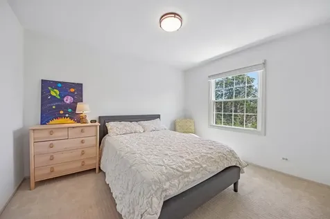 823 Warwick Lane Lake Zurich IL 60047
