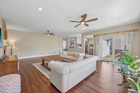 823 Warwick Lane Lake Zurich IL 60047