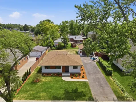 10409 South 82 Avenue Palos Hills IL 60465