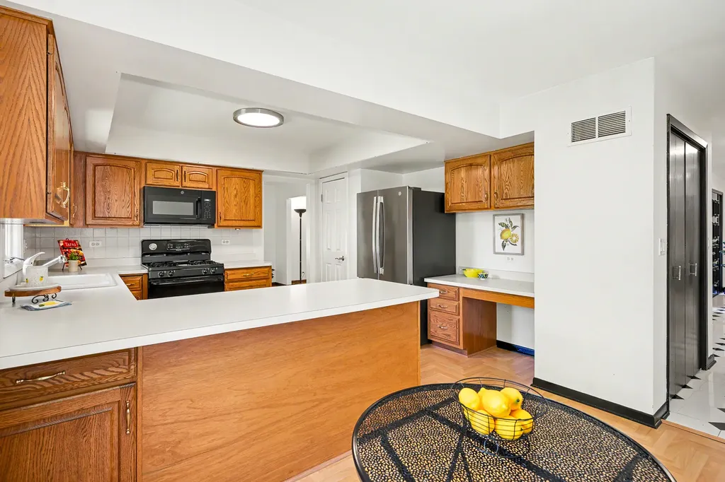1549 Snowberry Court Downers Grove IL 60515