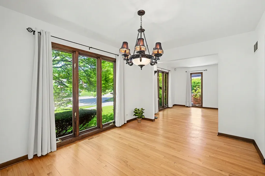 1549 Snowberry Court Downers Grove IL 60515