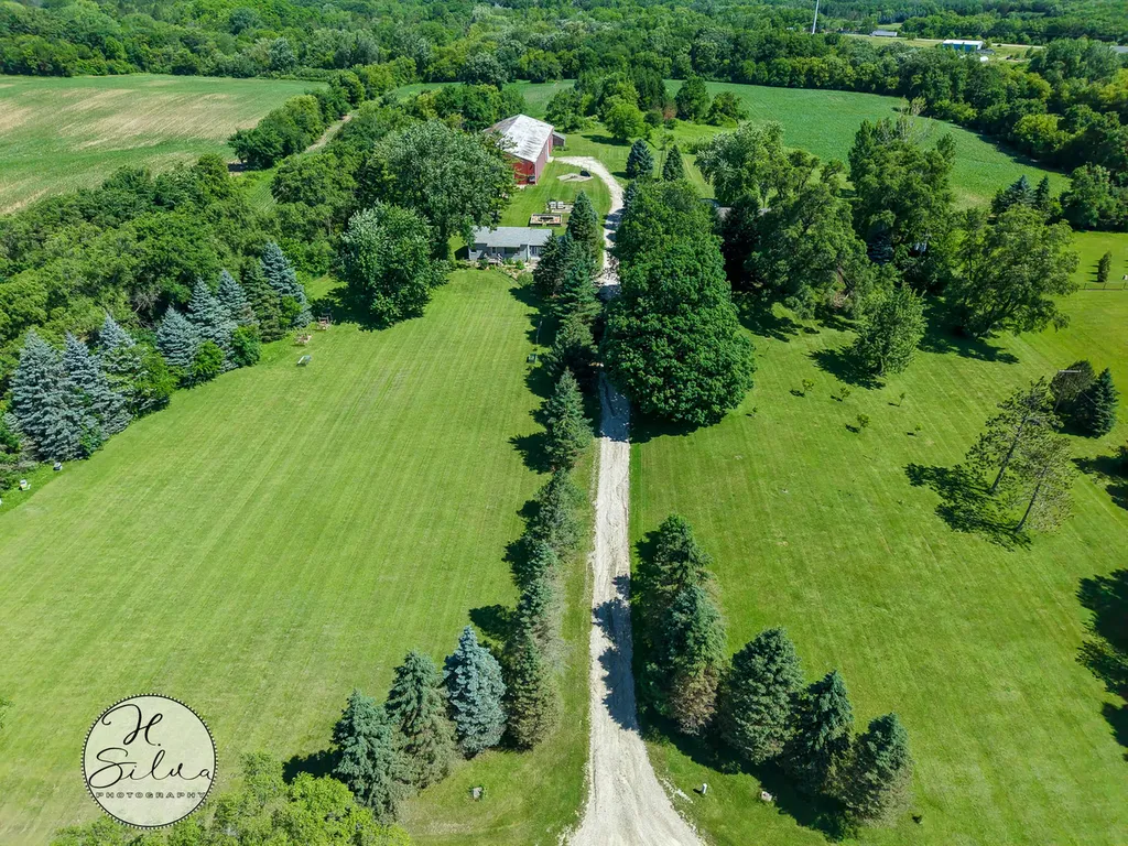 18918 Bunker Hill Road Woodstock IL 60098