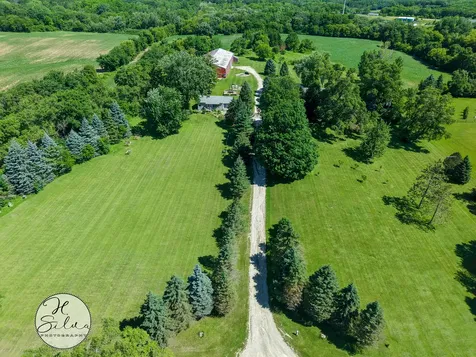 18918 Bunker Hill Road Woodstock IL 60098