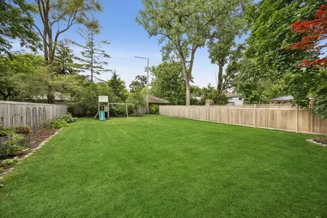 210 Gage Road Riverside IL 60546