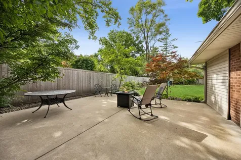 210 Gage Road Riverside IL 60546