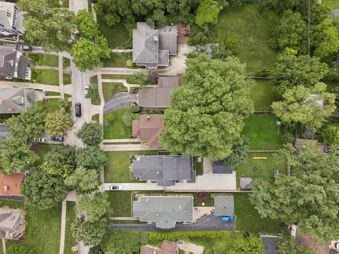 210 Gage Road Riverside IL 60546