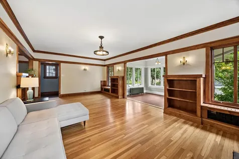 210 Gage Road Riverside IL 60546