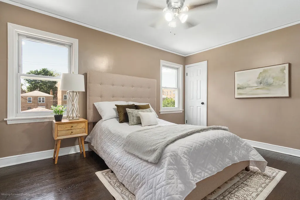 9432 South Bishop Street Chicago IL 60620