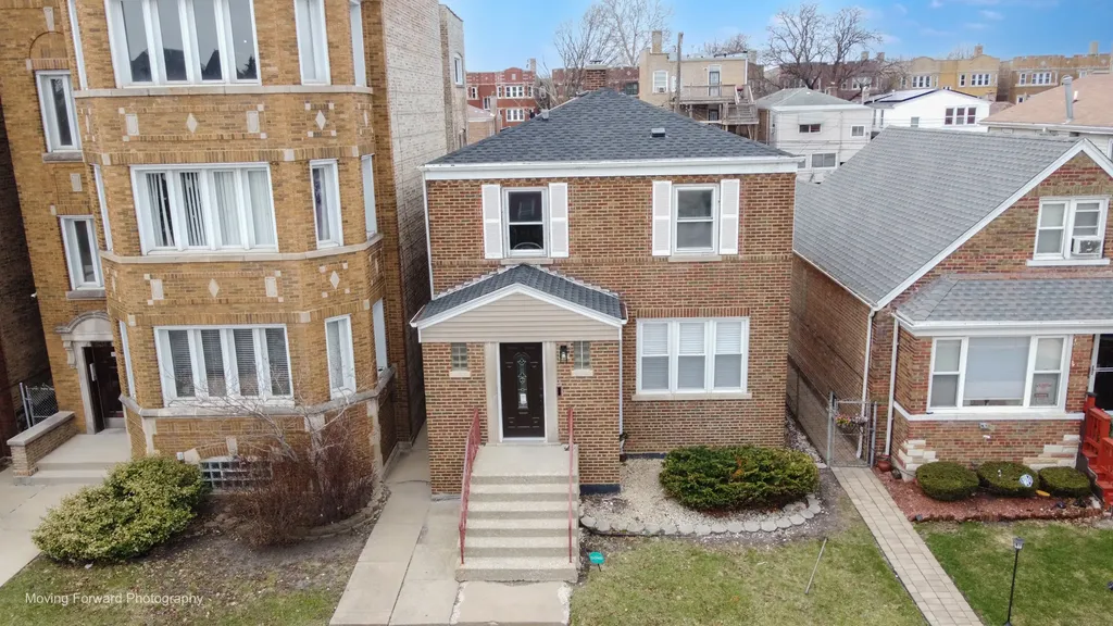 9432 South Bishop Street Chicago IL 60620