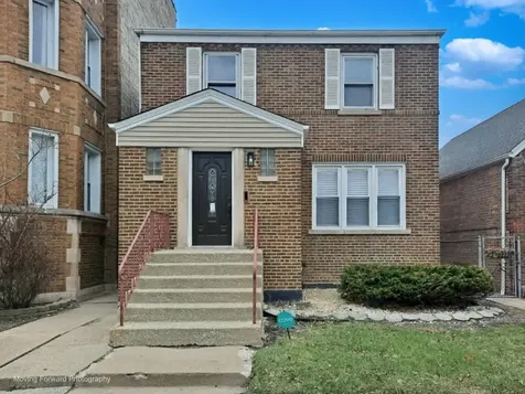 9432 South Bishop Street Chicago IL 60620