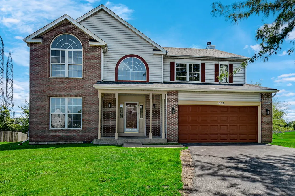 1853 Lake Shore Court Romeoville IL 60446