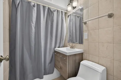 415 South Maple Avenue Oak Park IL 60302