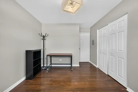 415 South Maple Avenue Oak Park IL 60302