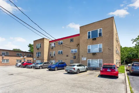 415 South Maple Avenue Oak Park IL 60302