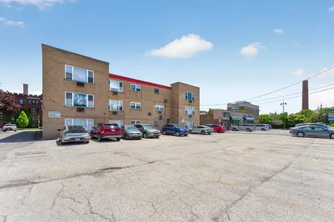 415 South Maple Avenue Oak Park IL 60302