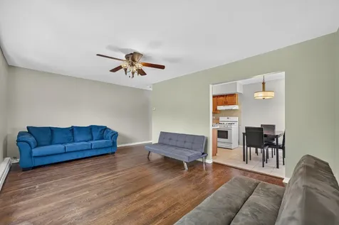 415 South Maple Avenue Oak Park IL 60302