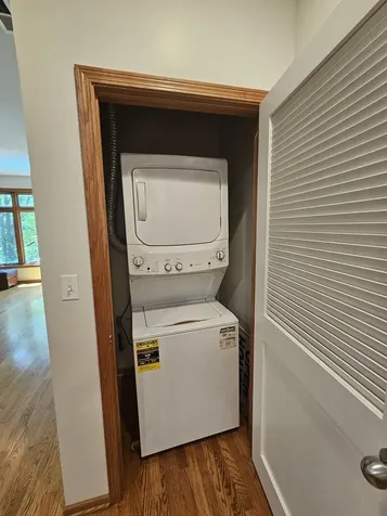 1326 West Grenshaw Street Chicago IL 60607