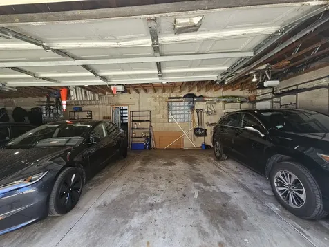 1326 West Grenshaw Street Chicago IL 60607