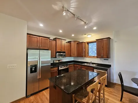 1326 West Grenshaw Street Chicago IL 60607