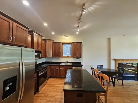 1326 West Grenshaw Street Chicago IL 60607