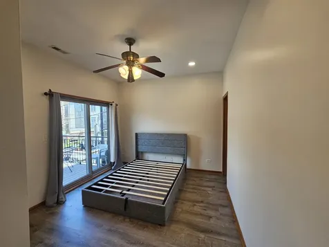 1326 West Grenshaw Street Chicago IL 60607