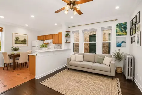 4706 North Maplewood Avenue Chicago IL 60625