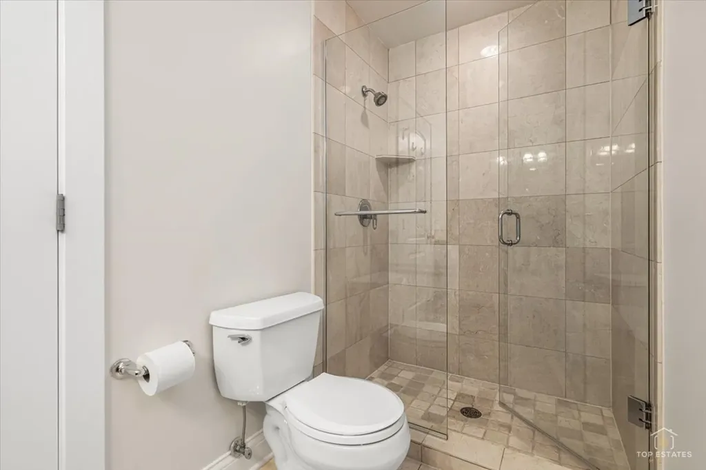 1541 West Montana Street Chicago IL 60614
