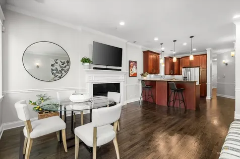 1541 West Montana Street Chicago IL 60614