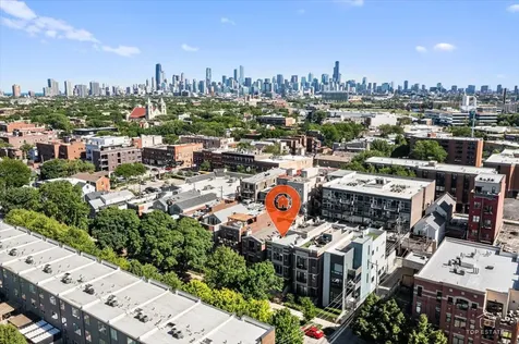 1541 West Montana Street Chicago IL 60614