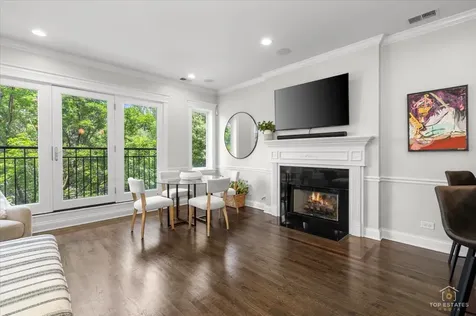 1541 West Montana Street Chicago IL 60614