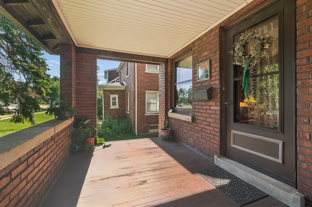 2636 Burr Oak Avenue Blue Island IL 60406