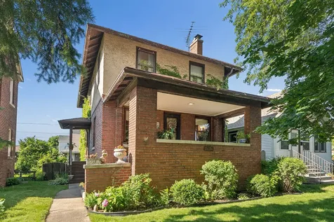 2636 Burr Oak Avenue Blue Island IL 60406