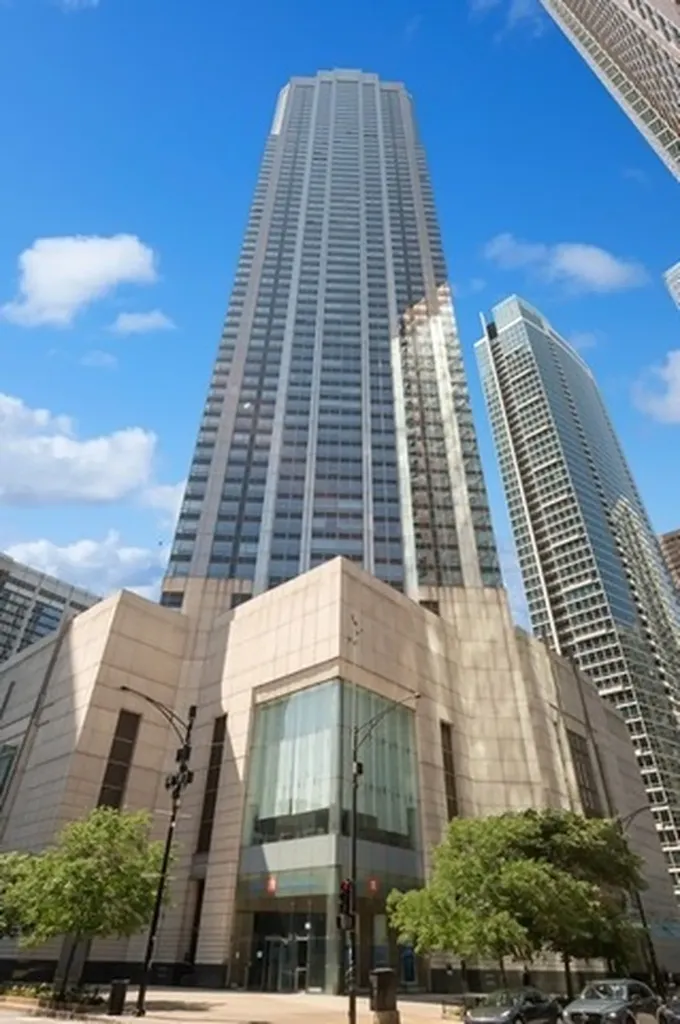 512 North Mcclurg Court Chicago IL 60611