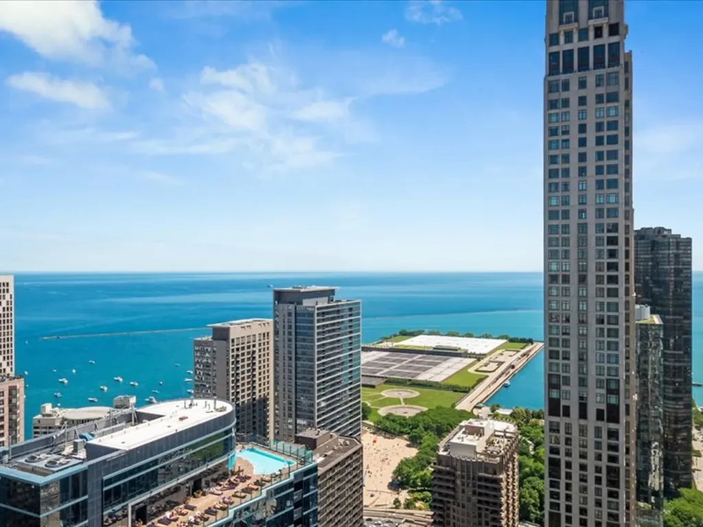 512 North Mcclurg Court Chicago IL 60611