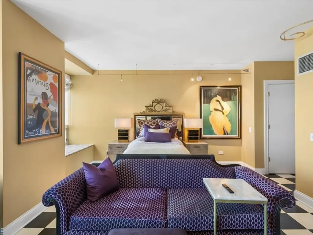 512 North Mcclurg Court Chicago IL 60611
