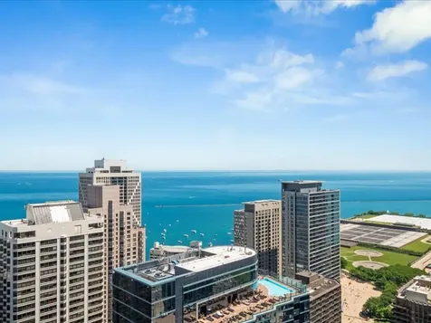 512 North Mcclurg Court Chicago IL 60611
