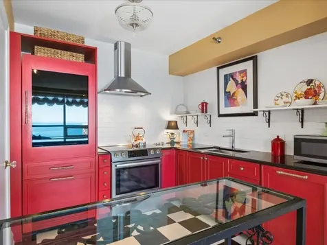 512 North Mcclurg Court Chicago IL 60611