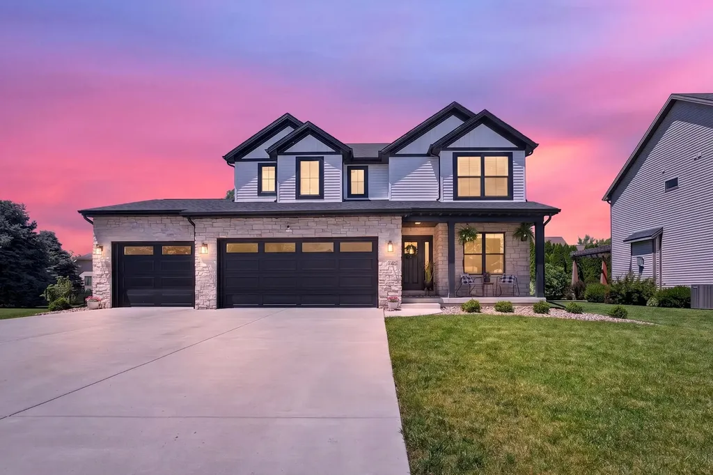 1721 Arborvitae Court Normal IL 61761