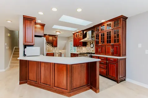 525 Briarcliff Lane Hoffman Estates IL 60169