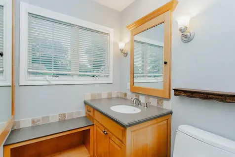 525 Briarcliff Lane Hoffman Estates IL 60169