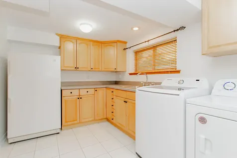 525 Briarcliff Lane Hoffman Estates IL 60169