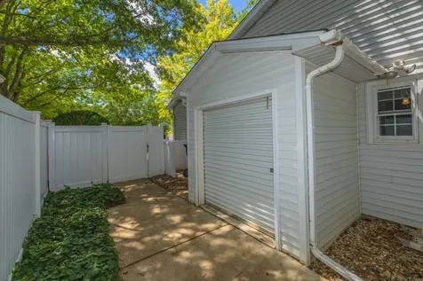 1614 Barton Drive Normal IL 61761