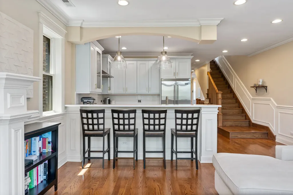 3302 North Racine Avenue Chicago IL 60657