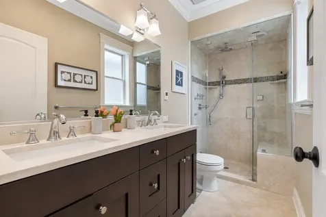 3302 North Racine Avenue Chicago IL 60657