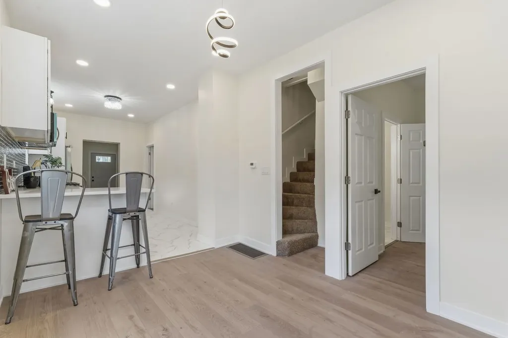 7814 South Drexel Avenue Chicago IL 60619